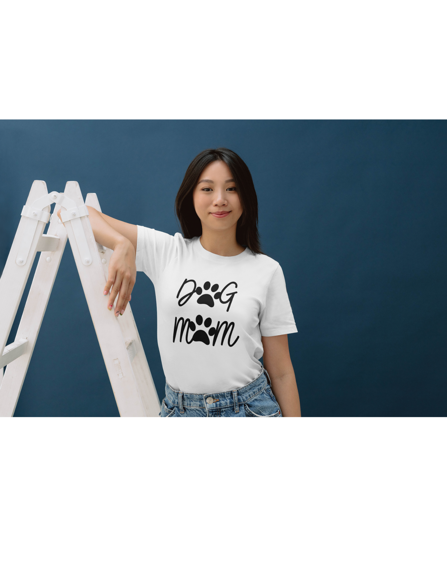 Dog Mom Short Sleeve Tee